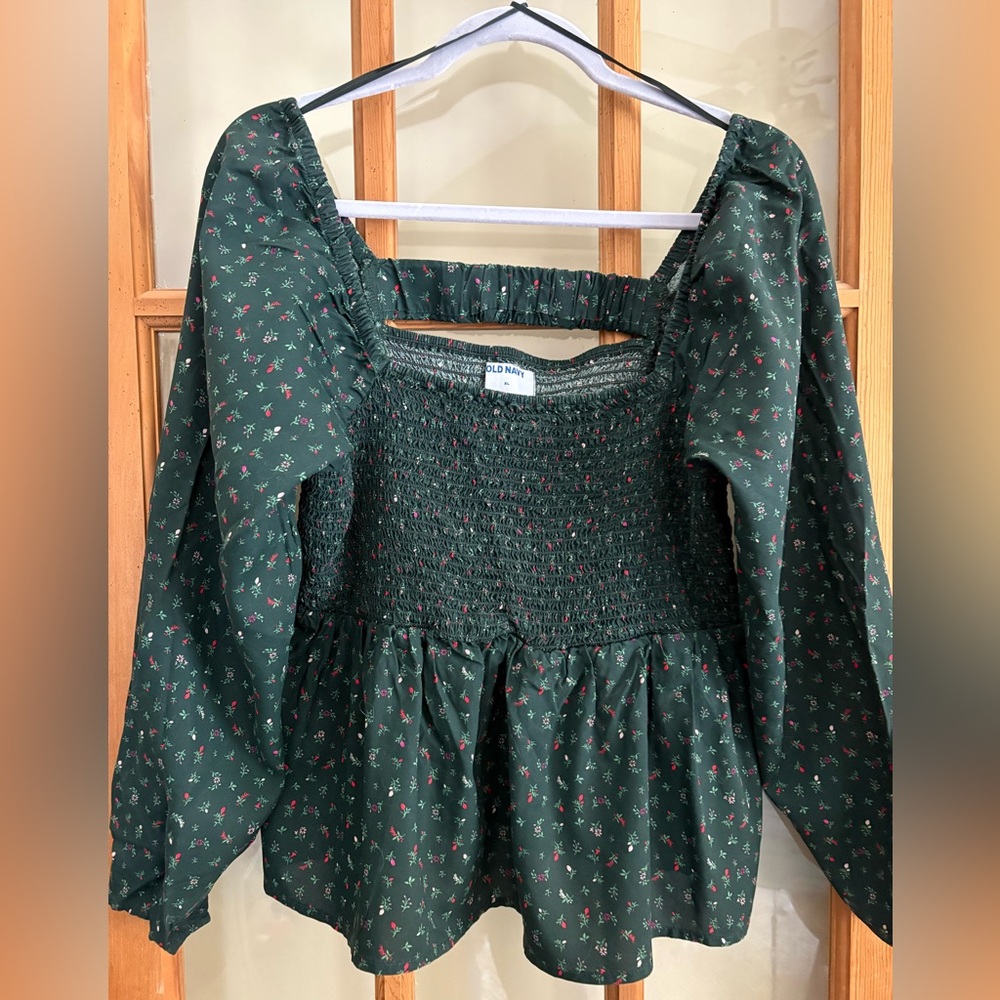 Old Navy Dark Green Floral Smocked Babydoll Blouse